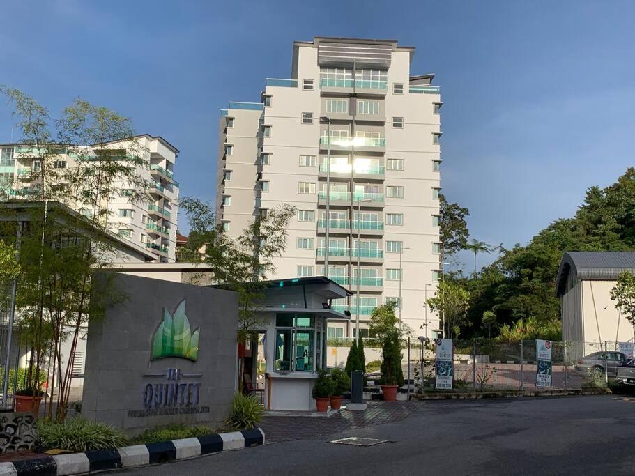 Ferienwohnung Sunrise Terrace At Quintet Tanah Rata Exterior foto